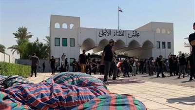 القضاء العراقي يقرر استئناف العمل في المحاكم غدا