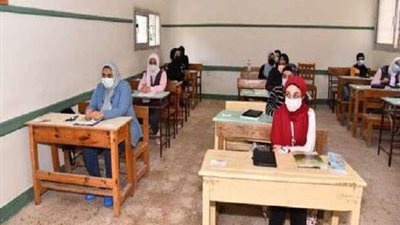 بدء امتحاني الفيزياء والتاريخ لطلاب الثانوية العامة دور ثان