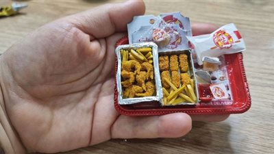 دينا اقتحمت عالم الأطعمة بفن المصغرات.. «البيك» كأنه حقيقي