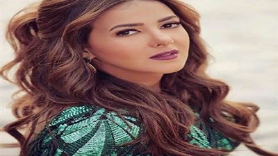 عقب إختيارها نجمة أغسطس.. دنيا سمير غانم ضيفة راديو إنرجي