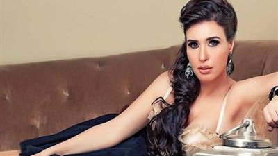 شاهد.. نجل دينا يتعرض لوعكة صحية شديدة