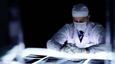 الطب الشرعي يكشف حقيقة وفاة ربة منزل و طفلين تحت عقار بحدائق القبة