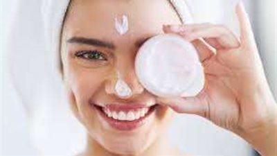 أفضل نصائح للحفاظ على شباب البشرة خلال فصل الصيف