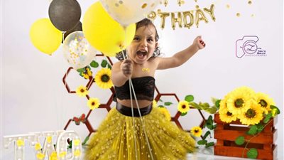 فوتوسيشن ملائكية.. حكاية «زهرة» وحبها لتصوير الأطفال كأنهم من ديزني