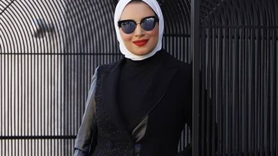 للمحجبات.. تنسيقات الجاكت الأسود لإطلالة أنيقة