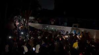 مصرع وإصابة 13 شخصا إثر تصادم أتوبيس بسيارة وسور منزل بالجيزة