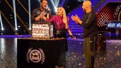 بعد فوزه على أحمد السقا.. باسل خياط يتبرع بـ 100 ألف لـ مستشفى 57357.. فيديو