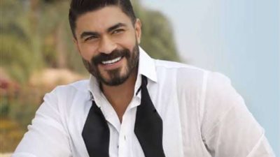 خالد سليم يقلد أحمد حلمي على أنغام 