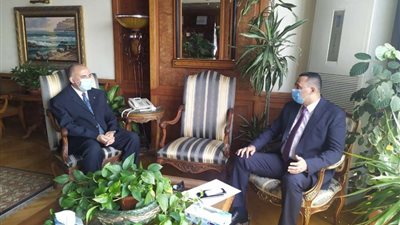 وزير الري يعلن عن حالته الصحية عقب لقائه محافظ الدقهلية المصاب بكورونا
