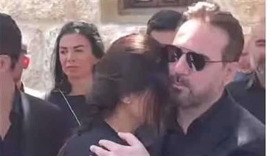 بحضور وائل جسار.. بدء قدّاس جنازة الفنان الراحل جورج الراسي