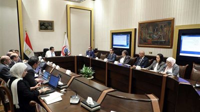 وزير الصحة: تذليل أي معوقات تواجه المنظومة الصحية بالمحافظات