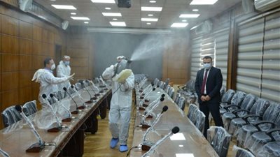 بعد إصابة محافظ الدقهلية بكورونا.. حملة تطهير واسعة بمكاتب ديوان عام المحافظة