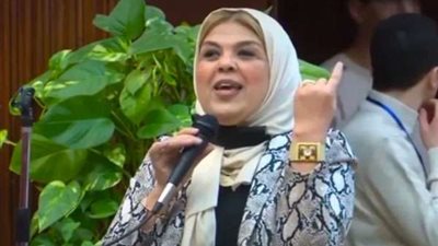 «بيتك وبعدين مهنتك».. من هي شيرين غالب التي أشعلت السوشيال ميديا؟
