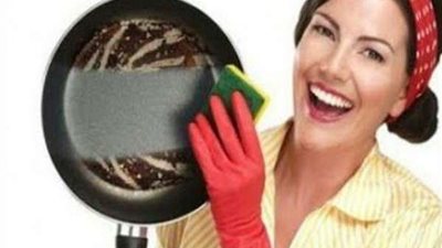 بالخل وبيكربونات الصوديوم تنظيف الأواني المحروقة وإعادتها جديدة