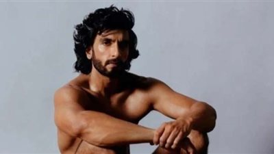 أستر نفسك.. التحقيق مع رانفير سينج نجم بوليوود بسبب نشر صور عارية