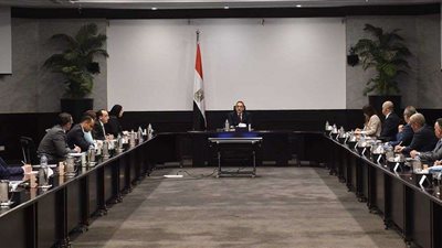 خلال اجتماع الحكومة.. رئيس الوزراء يهنئ المصريين بعيد الفطر