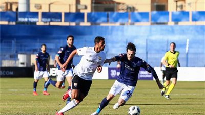 فخر الدين بن يوسف يقود هجوم بيراميدز لمواجهة الجونة في الدوري