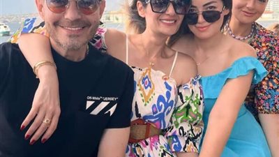 ملك أحمد زاهر تشارك الجمهور  رحلة العائلة في أحدث ظهور من تركيا (صور)