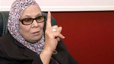 آمنة نصير: يجوز قراءة المرأة للقرآن دون حجاب في بيتها.. فيديو