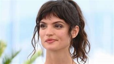 وفاة النجمة العالمية ​​تشارلبي دين كريك عن عمر ناهز 32 عاما