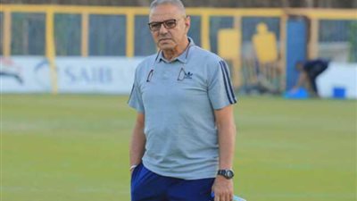 بعد هبوطه للدرجة الثانية.. طلعت يوسف يحسم مصيره مع الجونة