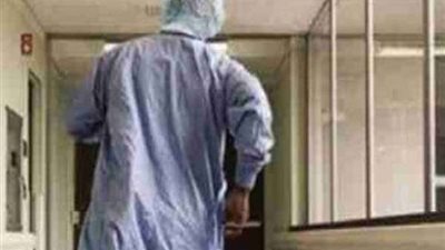 مريض يرفض علاجه من كورونا ويهرب من مستشفى منشية البكري.. والأطباء تحتويه