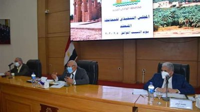 محافظ مطروح يعتمد المخططات التفصيلية لـ 7 قرى جديدة