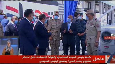 الرئيس السيسي يجري جولة تفقدية بمشروع بشاير الخير 3