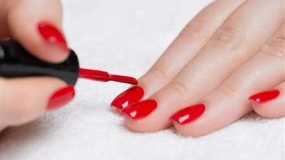 هل الصلاة بطلاء الأظافر جائزة؟.. دار الإفتاء تجيب