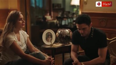 مسلسل بـ 100 وش الحلقة 28.. نيللي كريم وآسر ياسين يخططون لعملية نصب جديدة