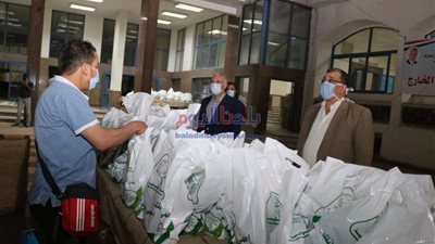 رئيس جامعة المنوفية يستقبل ٢٨٠ من العالقين بالخارج وتسكينهم بمدينة الأمل