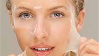 إليكِ علاج لتهيج البشرة بعد التقشير