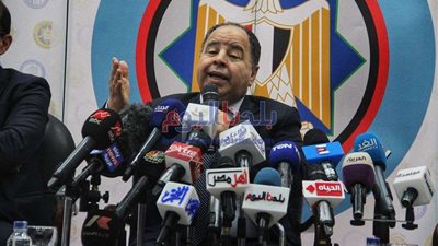 وزير المالية: سداد المستحقات الحكومية عبر 