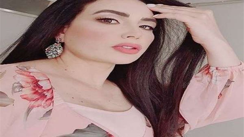 الفنانة عبير صبري
