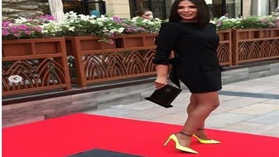 منى زكي توجه رسالة لأبطال 