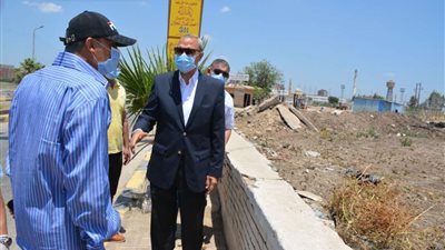محافظ القليوبية يشدد على تجميل وتشجير مداخل ومخارج مدينه بنها
