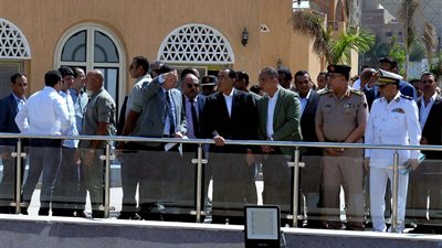 الحكومة: مهتمون بالتوسع في المجمعات الصناعية