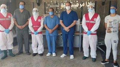 وفد من الهلال الأحمر يزور مستشفى العزل بقها لتقديم الدعم