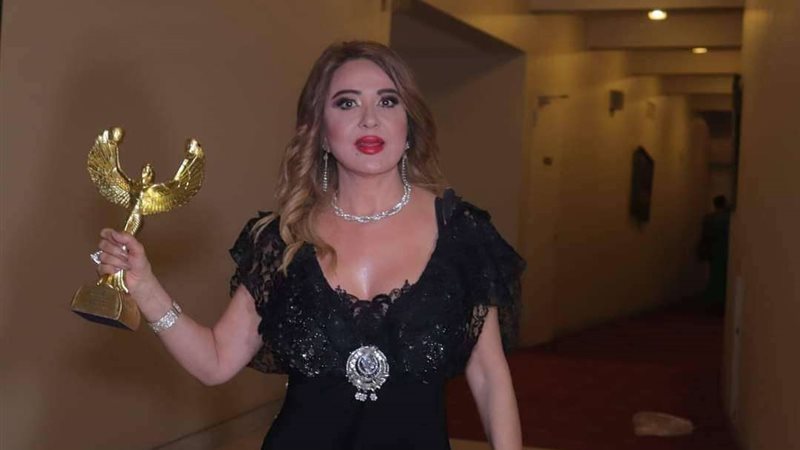 تكريم نجوم الفن بمهرجان