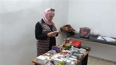 ضبط مركز علاج طبيعى بدون ترخيص وأدوية غير مصرح بتداولها ببنى سويف