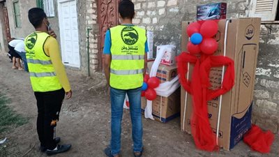 توزيع أجهزة كهربائية لـ 120 أسرة من الأكثر احتياجا في 3 قرى بسوهاج