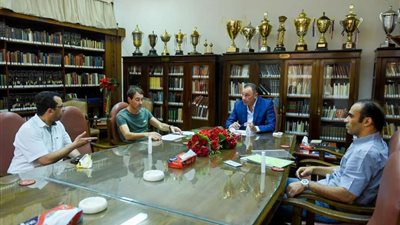 الأربعاء.. الخطيب يجتمع مع لجنة التخطيط والإدارة المالية