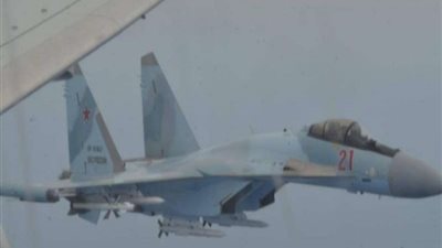 أكثر من ساعة.. مواجهة خطيرة لمناورات بين دولتين فوق مياه البحر المتوسط