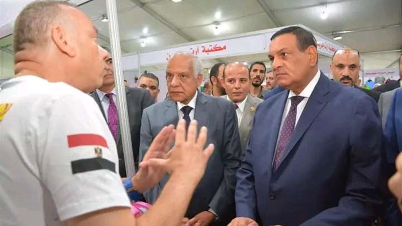 وزير التنمية المحلية