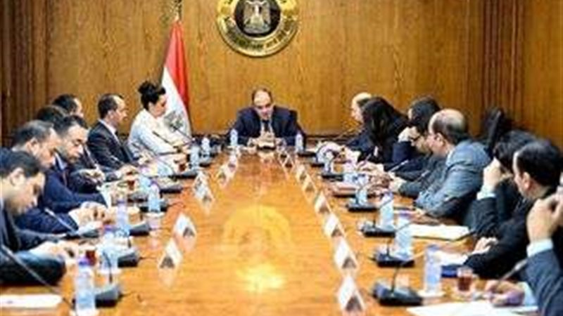 وزير التجارة والصناعة