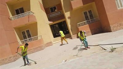 وزير الإسكان: تكثيف أعمال التطهير والتعقيم ورفع المخلفات بالمدن الجديدة