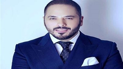 لهذا السبب.. رامي عياش يقدم التهاني لمطربة تركية 