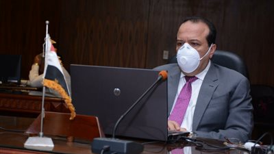 رئيس جامعة طنطا يشيد بالإقبال على المشاركة في المؤتمر الدولي الافتراضي