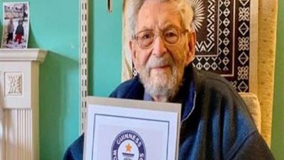 بعد صراع مع السرطان.. وفاة أكبر معمر في العالم عن عمر 112 عامًا