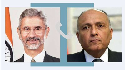 وزير الخارجية يتلقى اتصالاً هاتفياً من نظيره الهندي